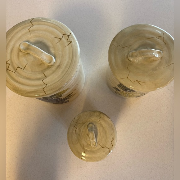 VTG Tabletops Unlimited Cabernet Collection Ceramic Canisters Set Of 3 - Picture 5 of 13
